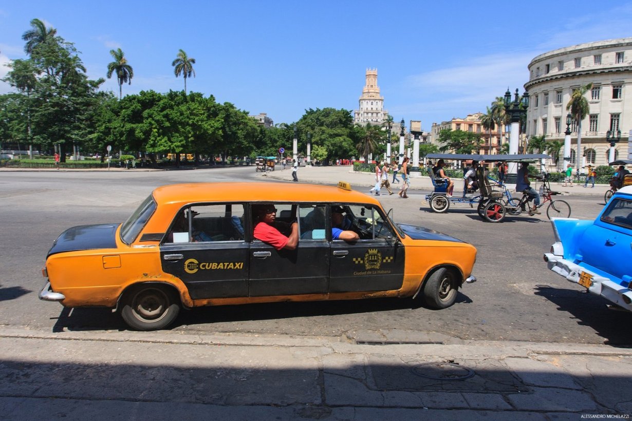 Photos-Of-Cuba-Alessandro-Michelazzi-22