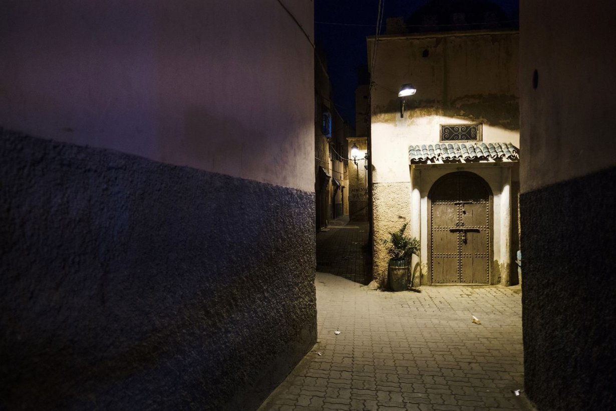 marrakech by night street photo