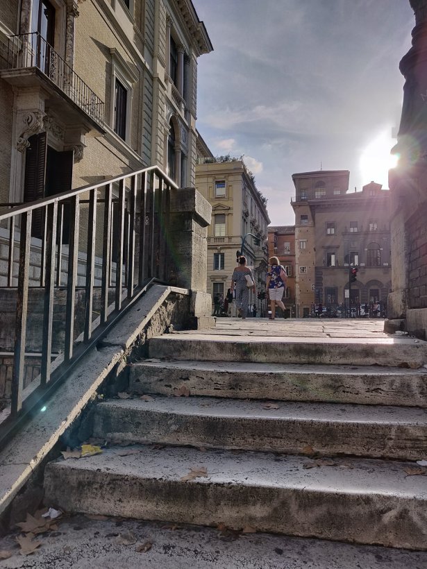 OnePlus-6T-Streets-Photography-in-Rome-4