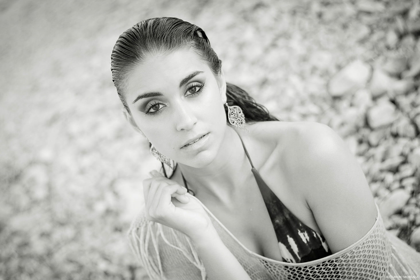 Fashion and portrait photo session at Bilancino Lake, Tuscany