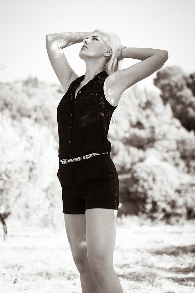 Portrait and photo set in Chianti, Tuscany using Pentax vintage lens