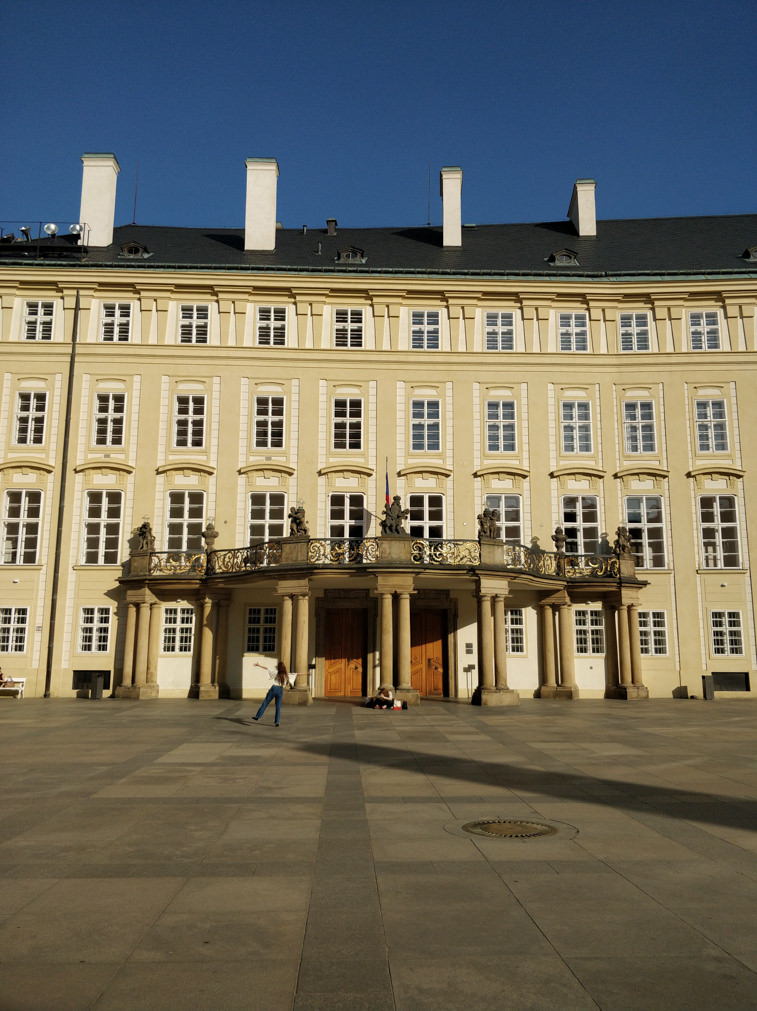 oneplus 5 photo review alessandro michelazzi prague oneplus 5 photo review alessandro michelazzi prague