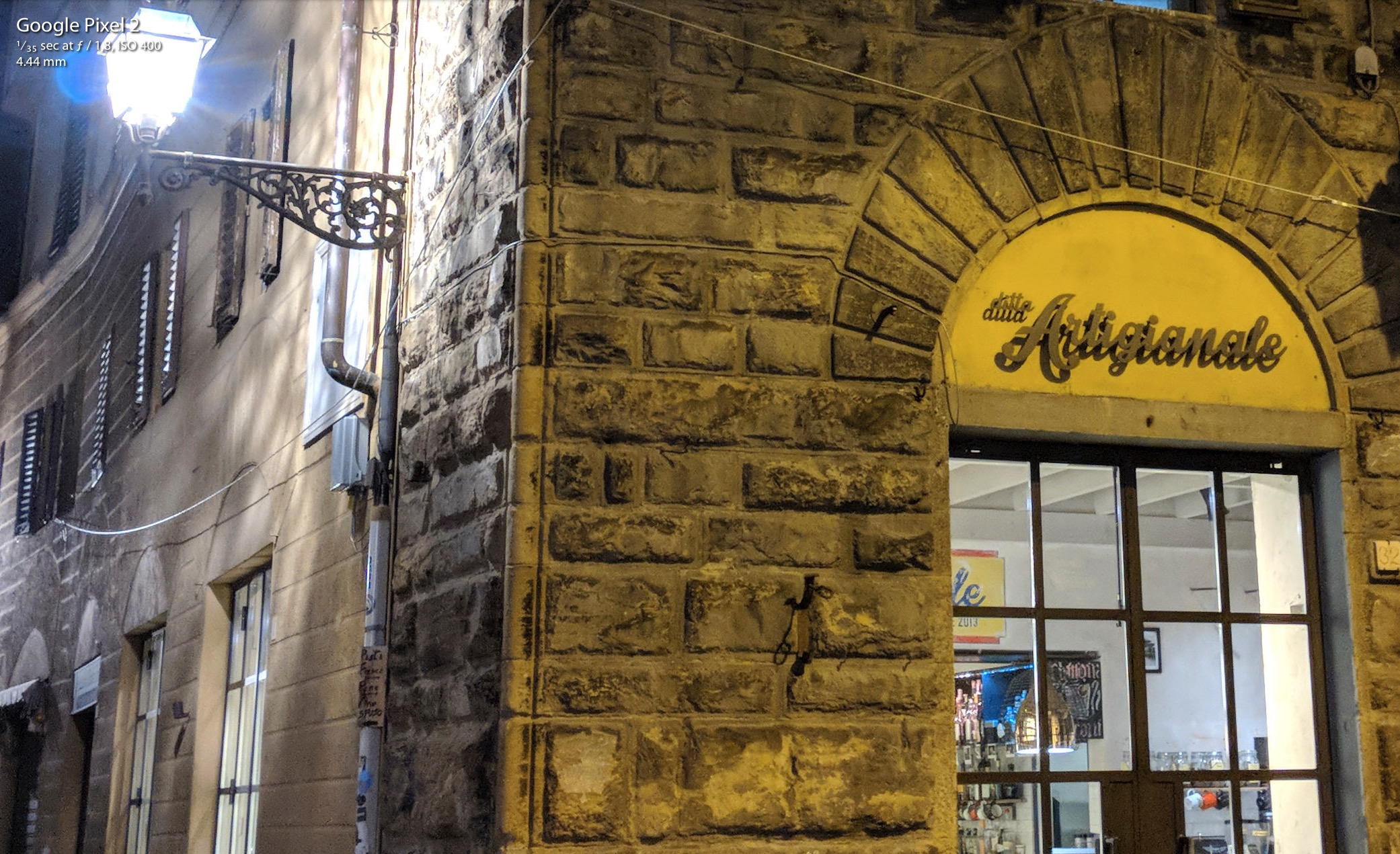 Google Pixel 2 Low Light Photography Detail Google Pixel 2 Low Light Photography Detail