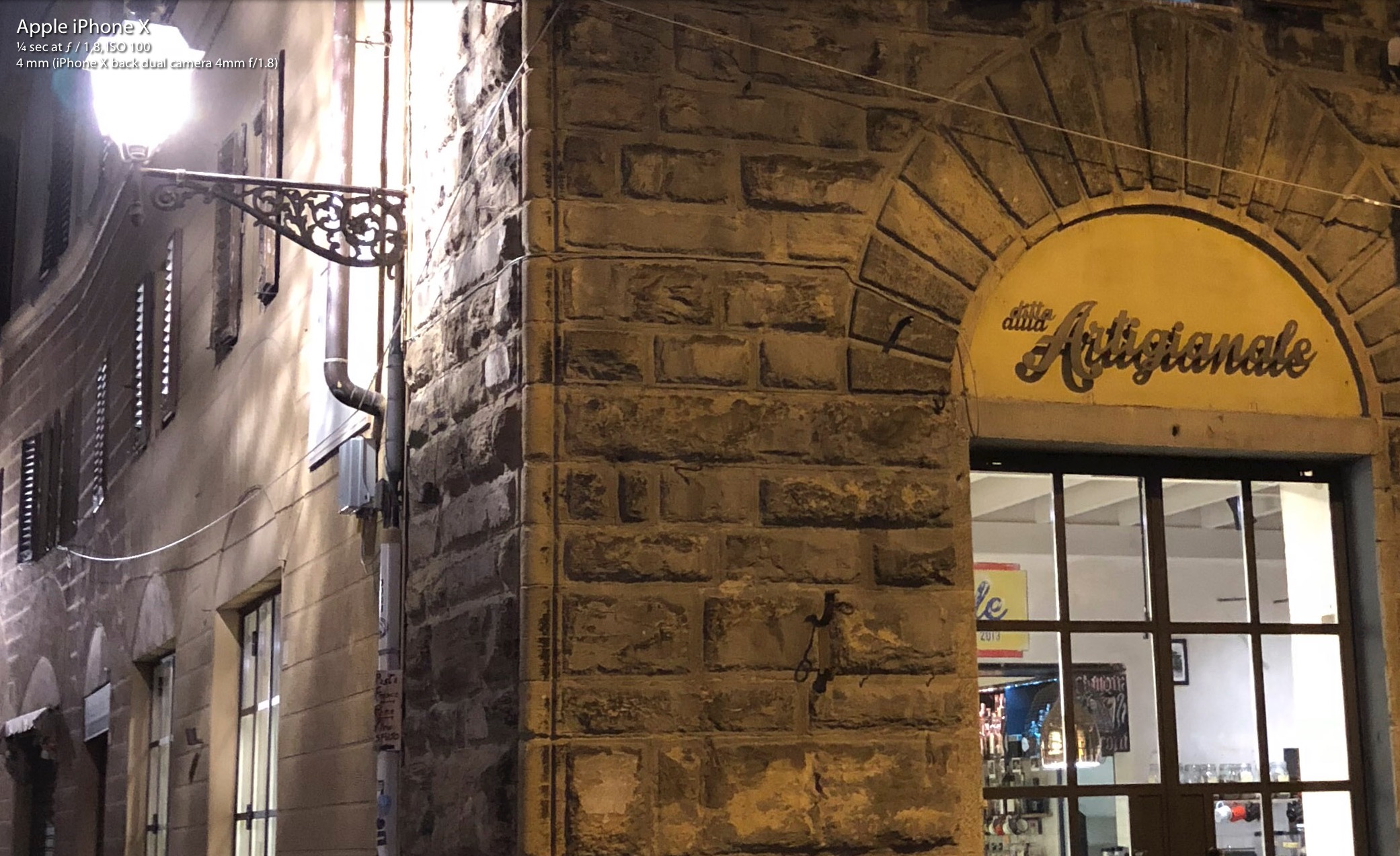 iPhone X Low Light Photography Detail iPhone X Low Light Photography Detail