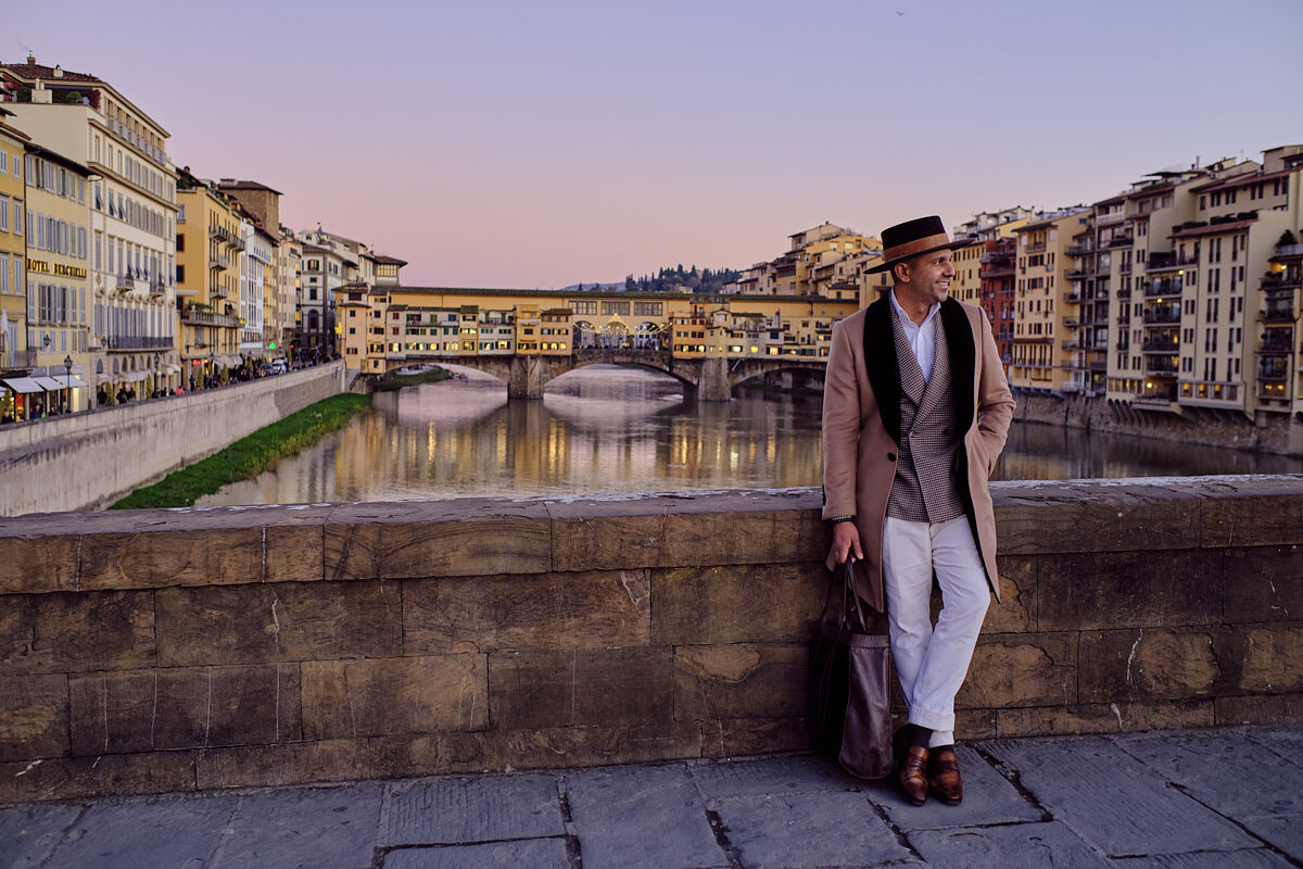 Street Fashion Session in the Streets of Florence with Jason Sarai from Style by Sarai, Florence, January 2023 Street Fashion Session in the Streets of Florence with Jason Sarai from Style by Sarai, Florence, January 2023